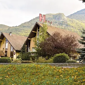 Le Flamboyant Hotel