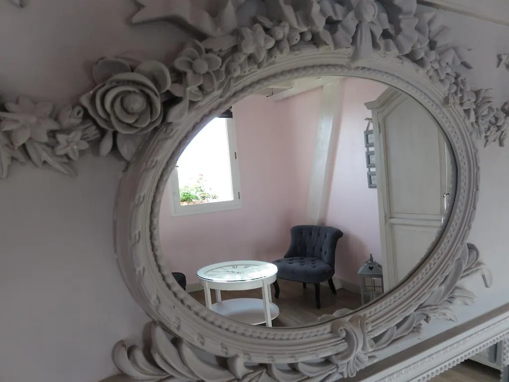 Hôtel La Maison sur les Nuages à Saint-Christophe