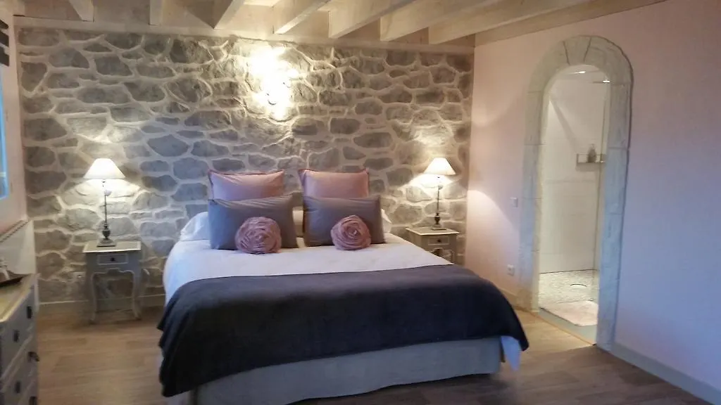 Hôtel La Maison sur les Nuages à Saint-Christophe  0*, Saint-Christophe (Savoie)