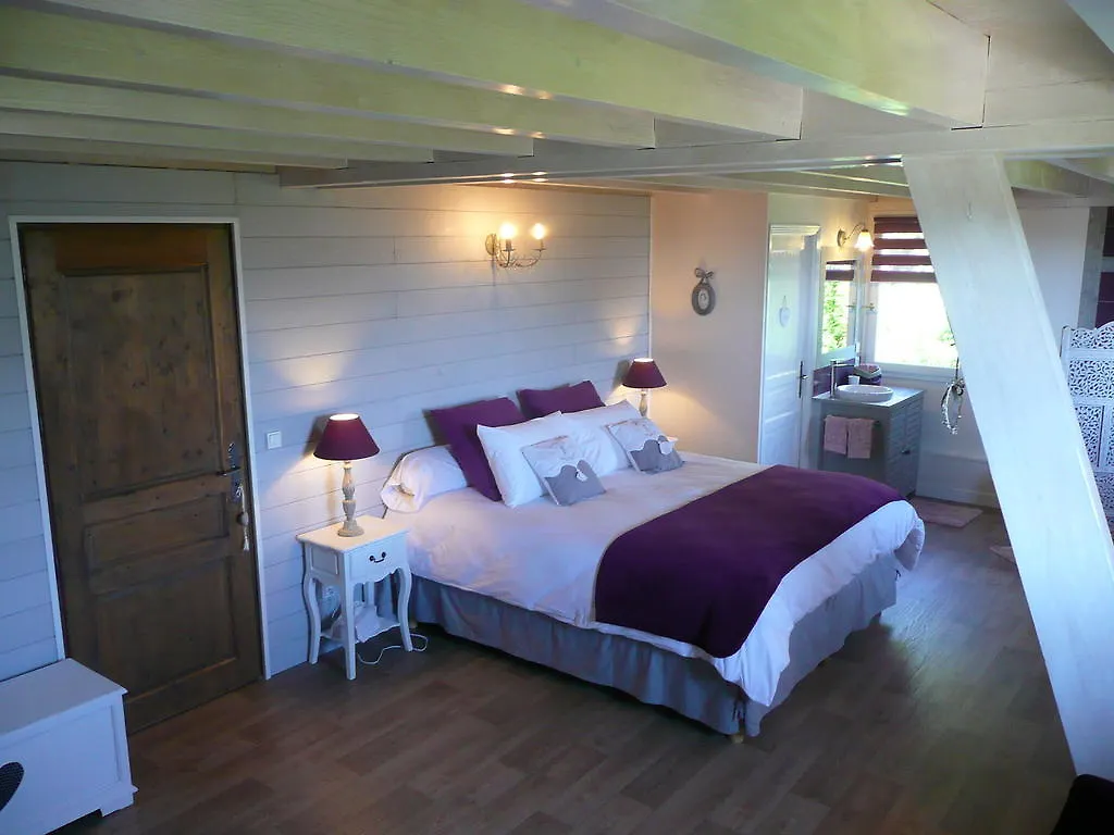 Hôtel La Maison sur les Nuages à Saint-Christophe  Maison d'hôtes
